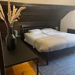 Bed & Breakfast May's & Restaurant