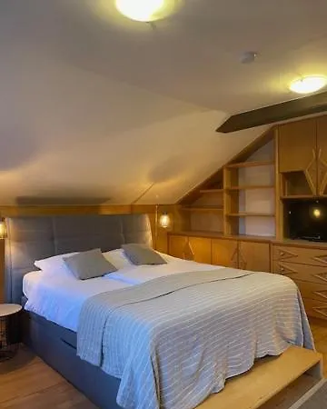 Bed & Breakfast May's & Restaurant Obervellach (Spittal an der Drau)