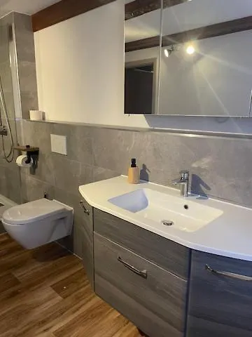 May's & Restaurant Отель типа 